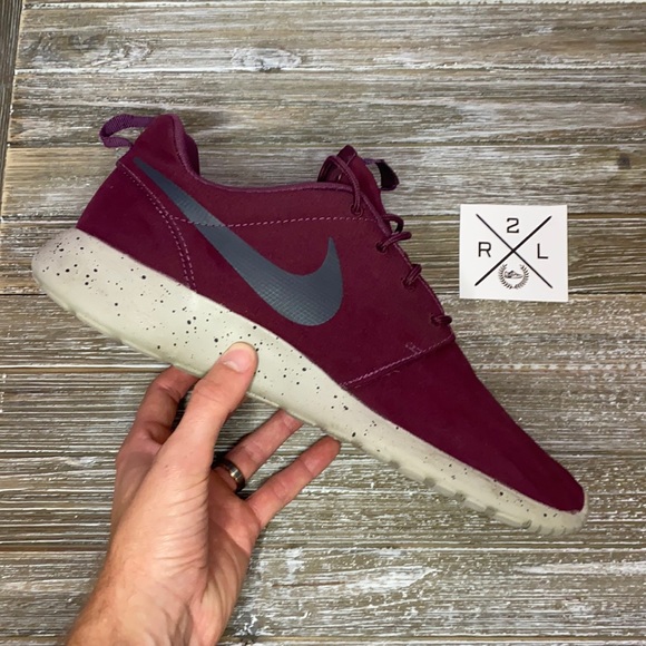 nike roshe run bordeaux